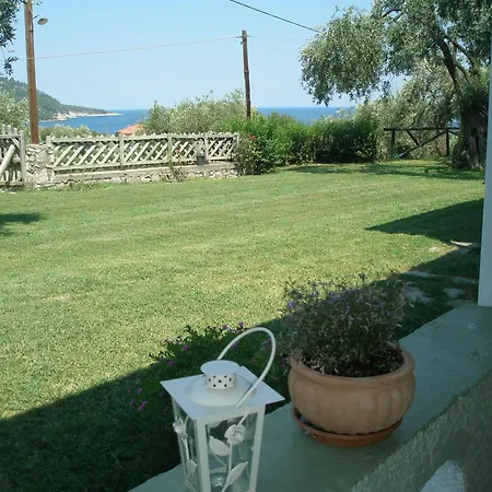 Sarimpalas Κοίνυρα