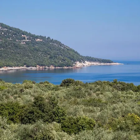 Sarimpalas Πανσιόν Κοίνυρα