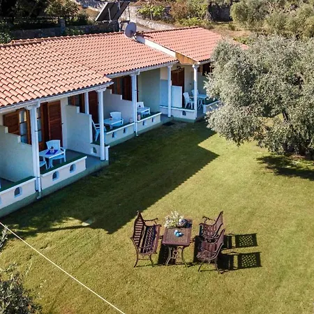 Sarimpalas Maison d'hôtes Koinira